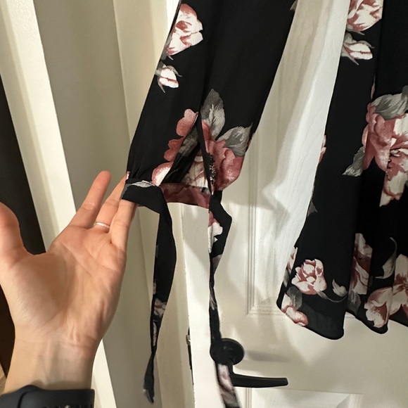 Everly Black Floral Mini Dress Long Sleeve S - Picture 6 of 8